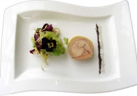 Rouleau de foie gras fleurs de capucine ligne de truffe